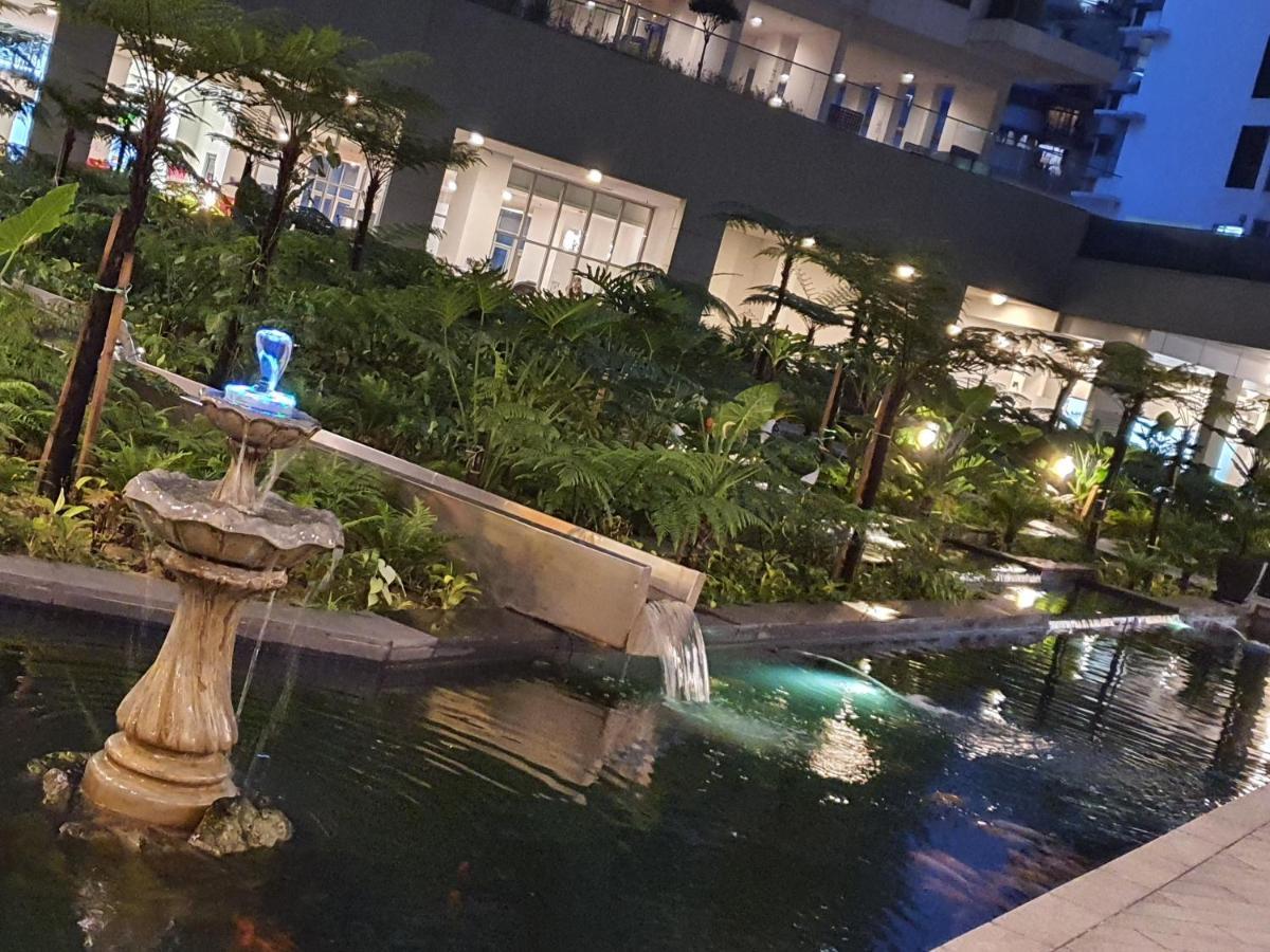 Regalia Residence Klcc View By Iluxhome Kuala Lumpur Exterior photo